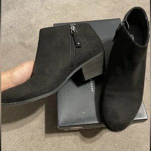 Dr. Scholl’s Women’s Brendel Black Zip Bootie - Sz 8.5